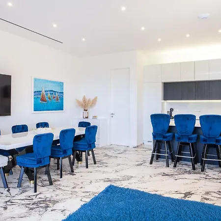 Nice Home In Komarna With Heated Swimming Pool *