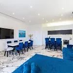 In With Heated Swimming Pool * Komarna