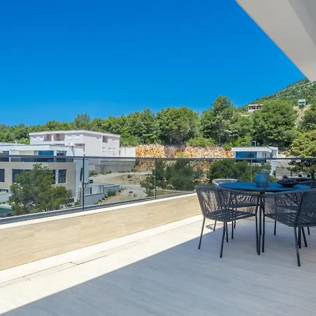 Amazing In Tatil Evi Komarna